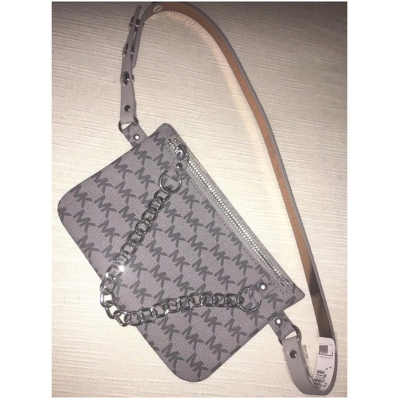 NWT Authentic Michael Kors MK Leather Belt Bag - Picture 2 of 3